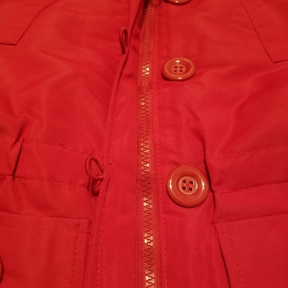 Red jackets faux fur lining girls various sizes - Picture 2 of 15